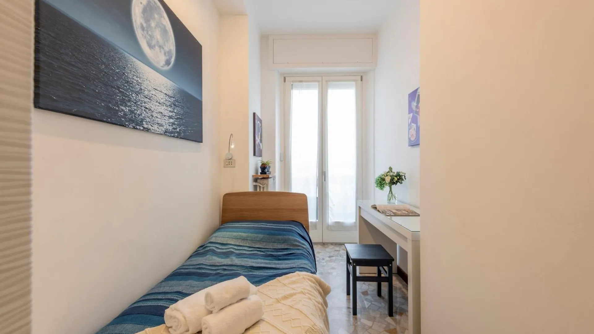 Otto Novembre, 3 Ampio Ed Elegante Con Vista Apartment Milan Italy