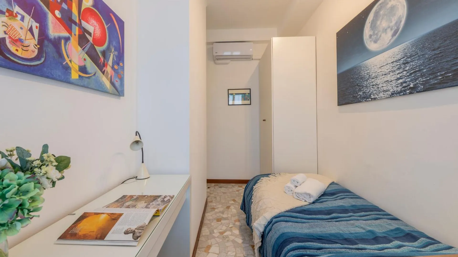 Otto Novembre, 3 Ampio Ed Elegante Con Vista Apartment Milan Italy
